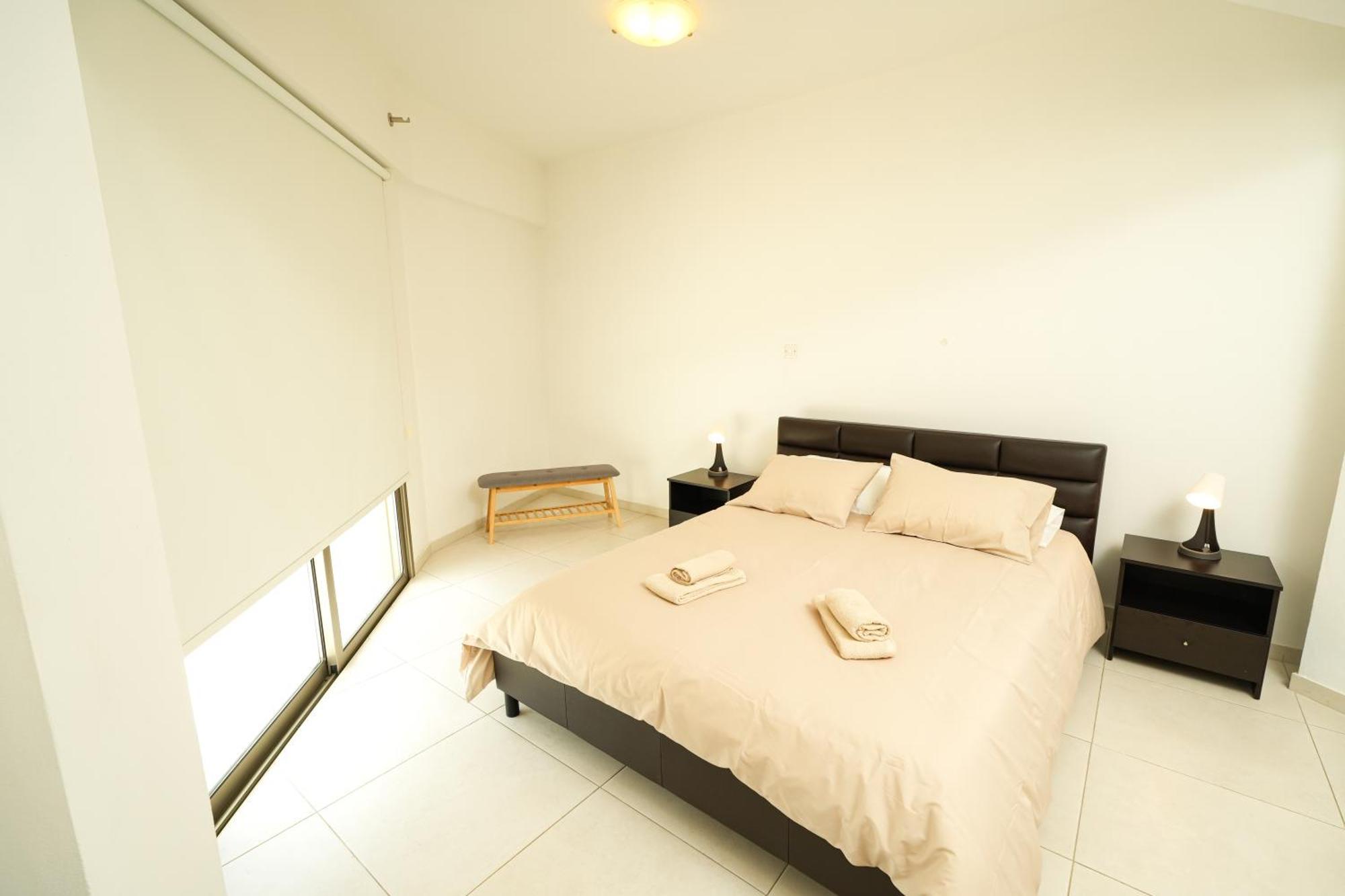Halcyon Central Apartment Ларнака Экстерьер фото